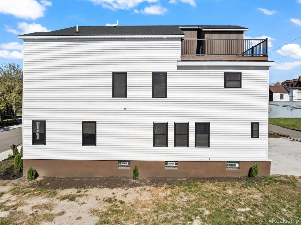 3912 4th Street Detroit City MI 48201