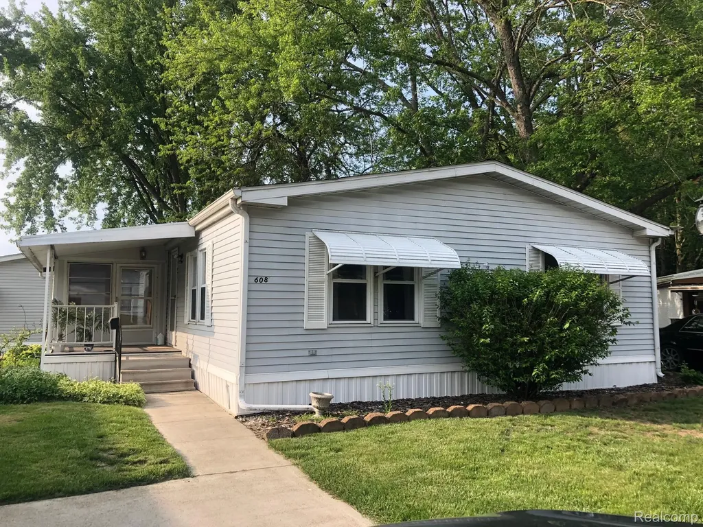 608 Holly Court Jonesville City MI 49250