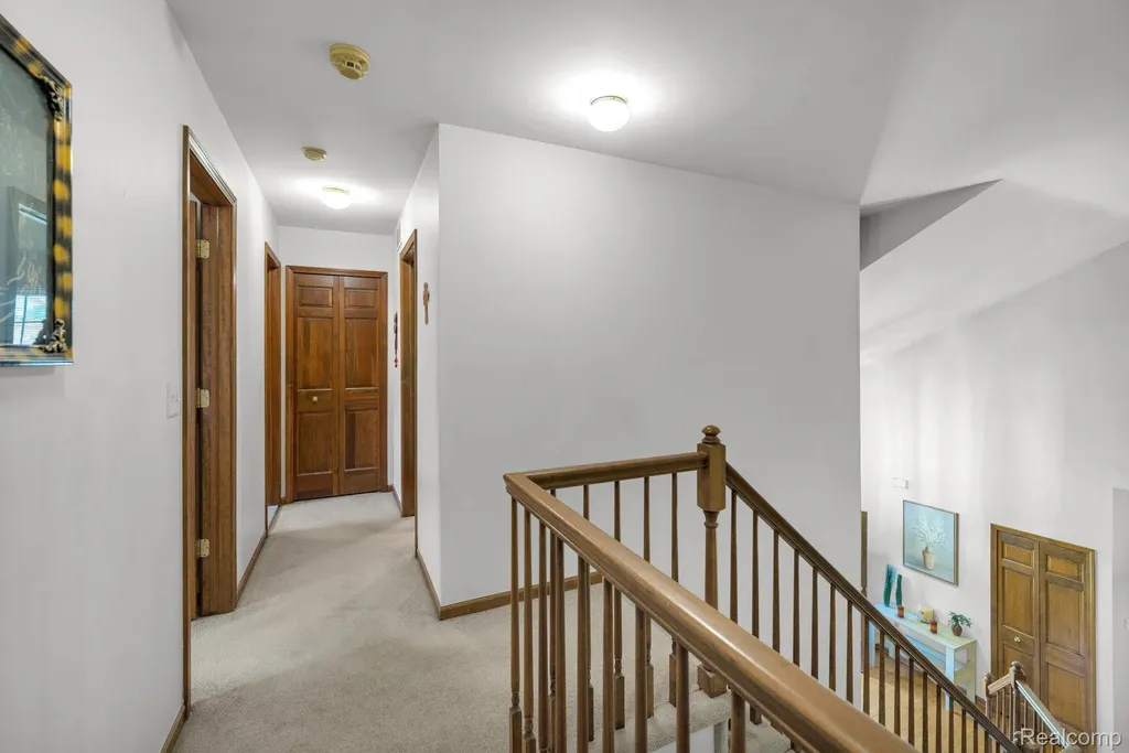 43746 Via Antonio Drive Sterling Heights City MI 48314