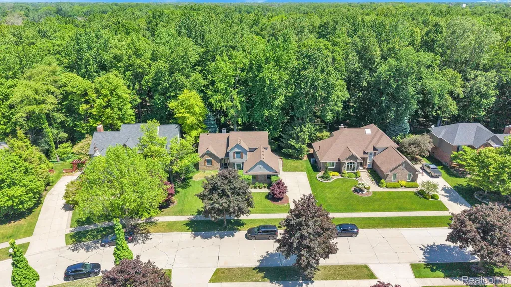 43746 Via Antonio Drive Sterling Heights City MI 48314