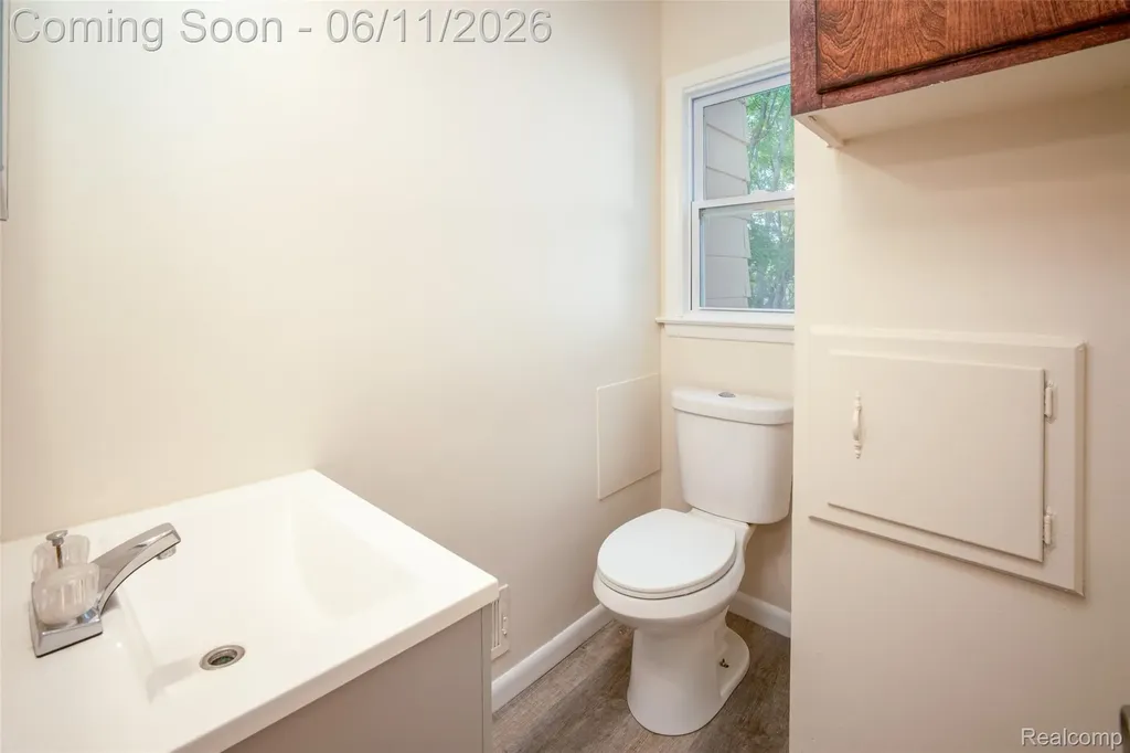 2952 Clement Street Flint City MI 48504