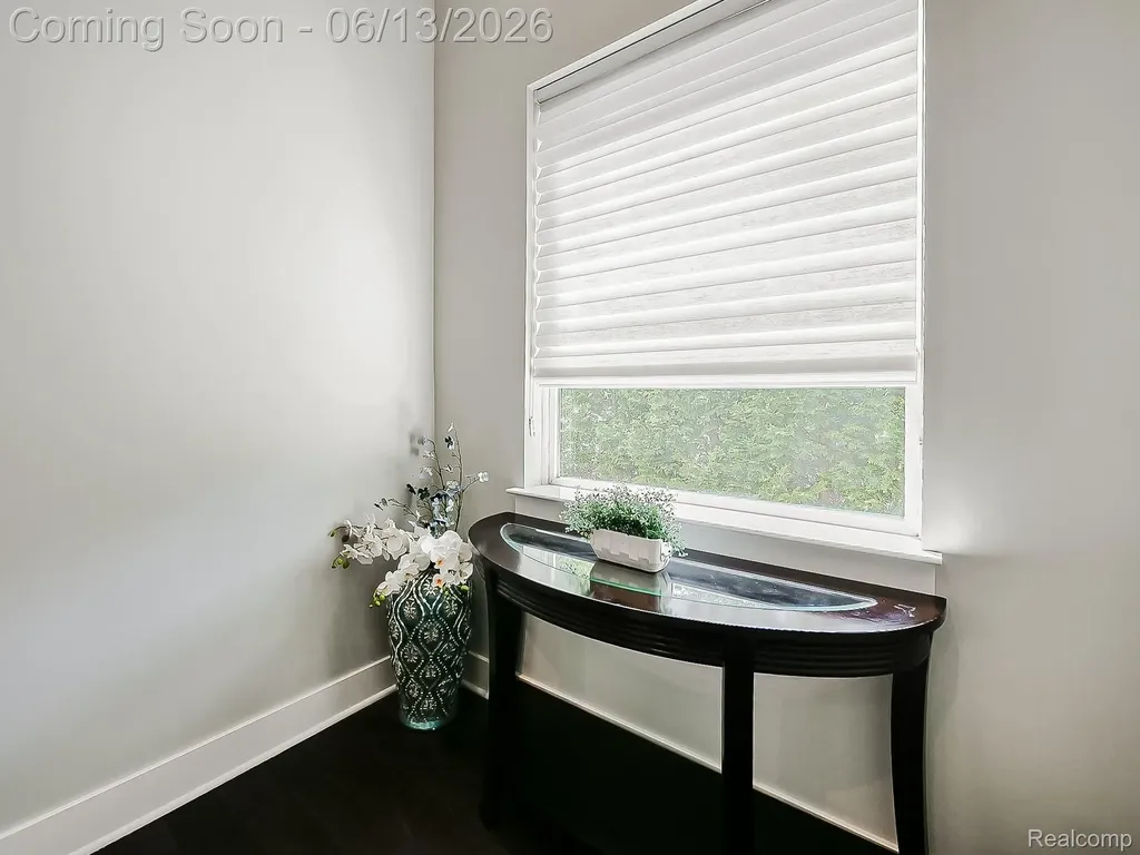 1724 Taylor Avenue Royal Oak City MI 48067