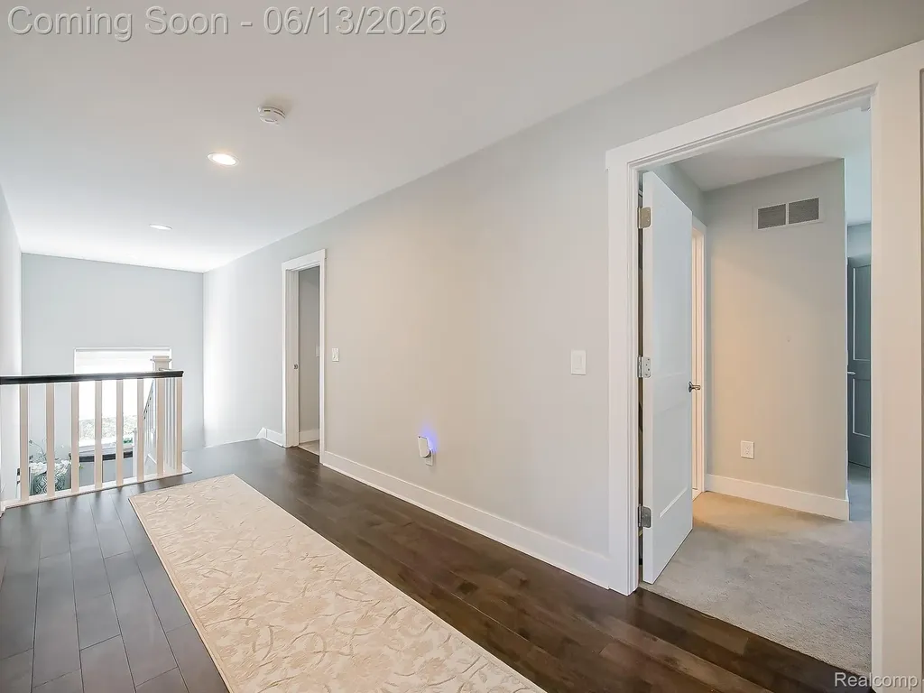 1724 Taylor Avenue Royal Oak City MI 48067