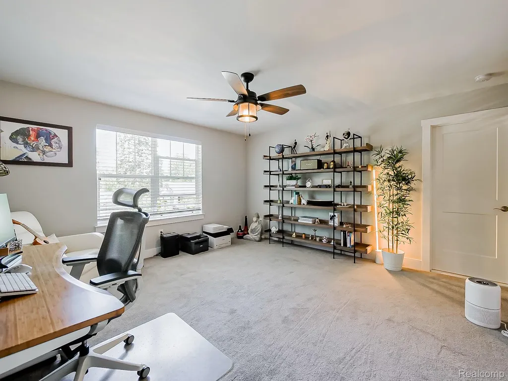 1724 Taylor Avenue Royal Oak City MI 48067