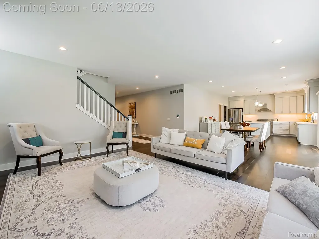 1724 Taylor Avenue Royal Oak City MI 48067