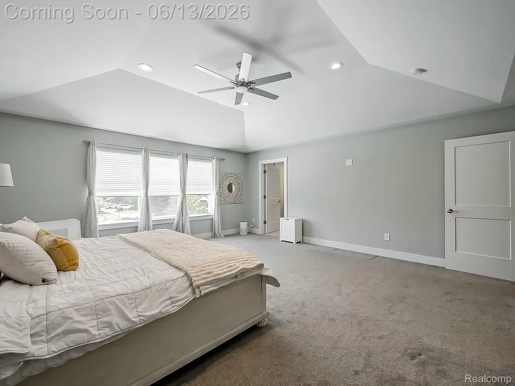 1724 Taylor Avenue Royal Oak City MI 48067