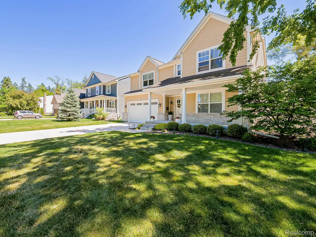 1724 Taylor Avenue Royal Oak City MI 48067