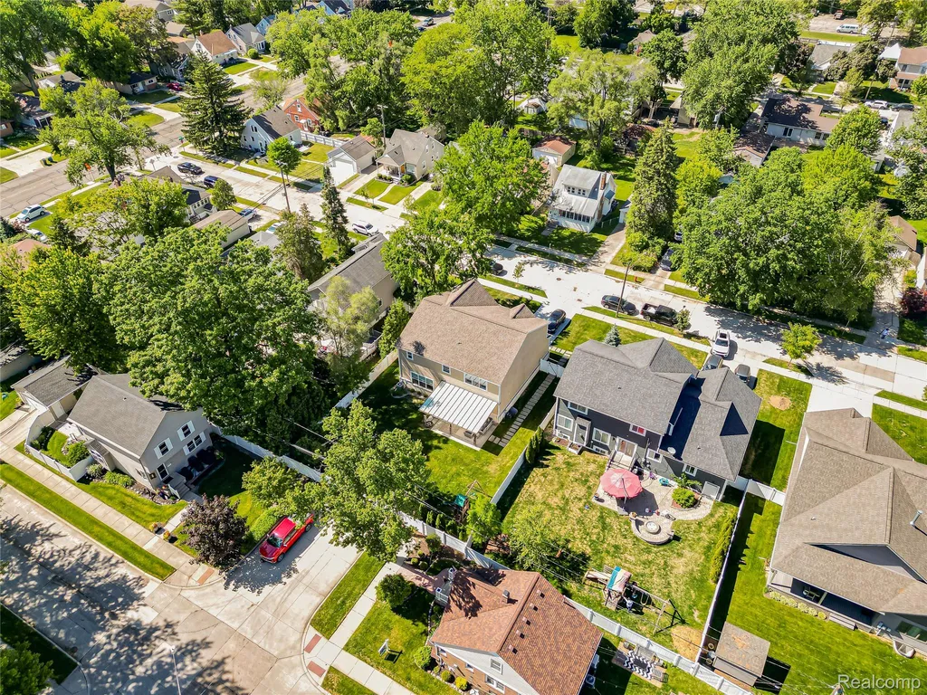 1724 Taylor Avenue Royal Oak City MI 48067