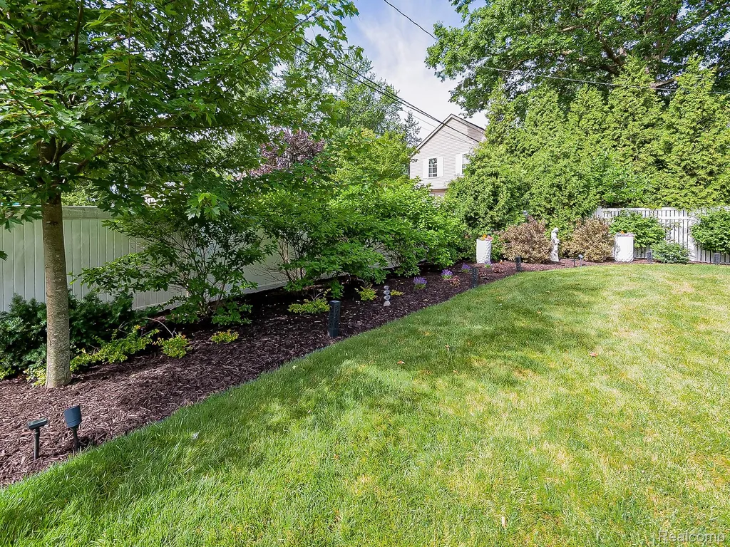 1724 Taylor Avenue Royal Oak City MI 48067