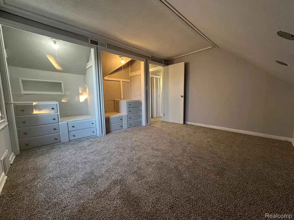 16659 San Juan Drive Detroit City MI 48221