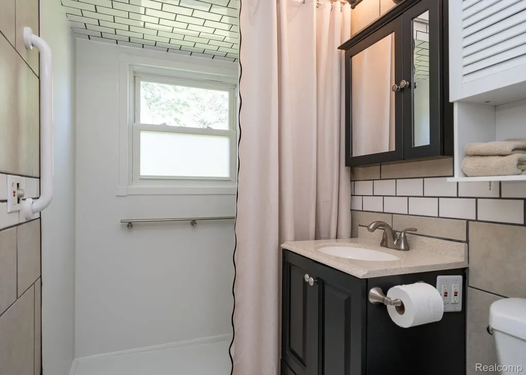 3402 Mahopac Drive Orion Charter Township MI 48360