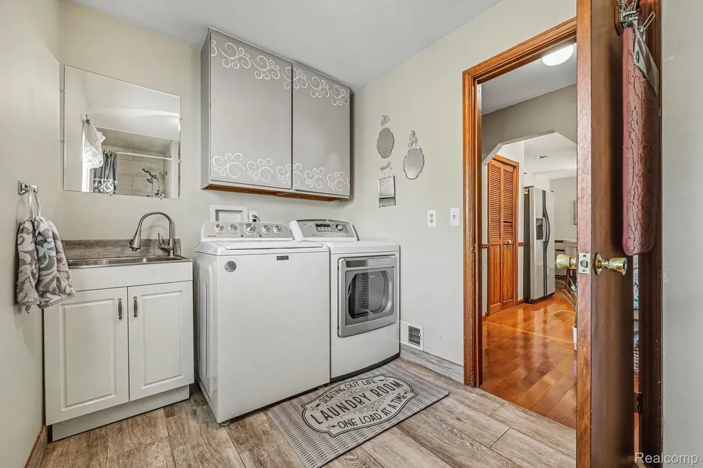 7020 Meldrum Road Ira Township MI 48023