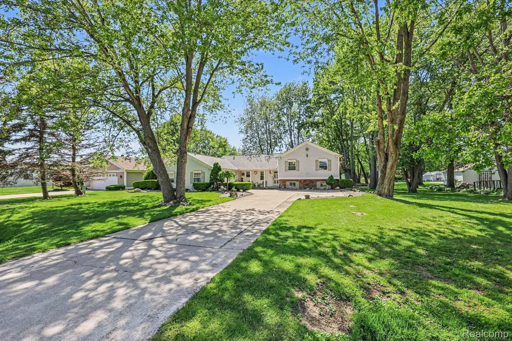 7020 Meldrum Road Ira Township MI 48023