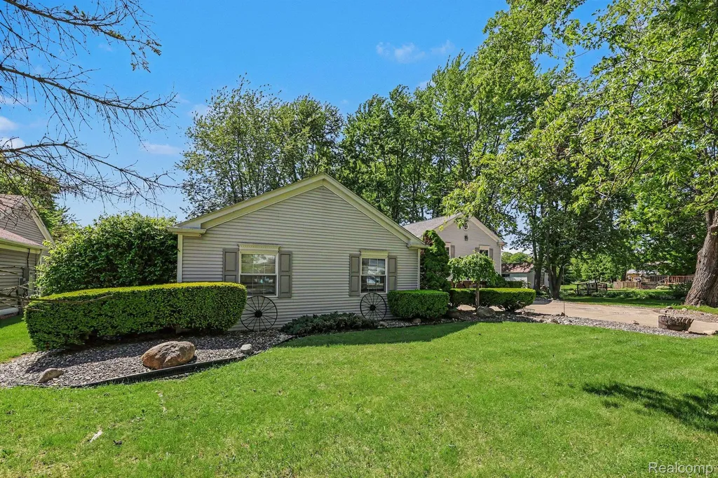 7020 Meldrum Road Ira Township MI 48023