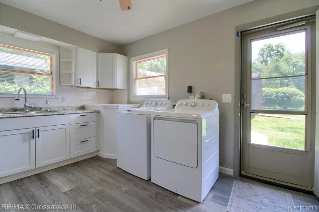 41509 Riggs Road Van Buren Charter Township MI 48111