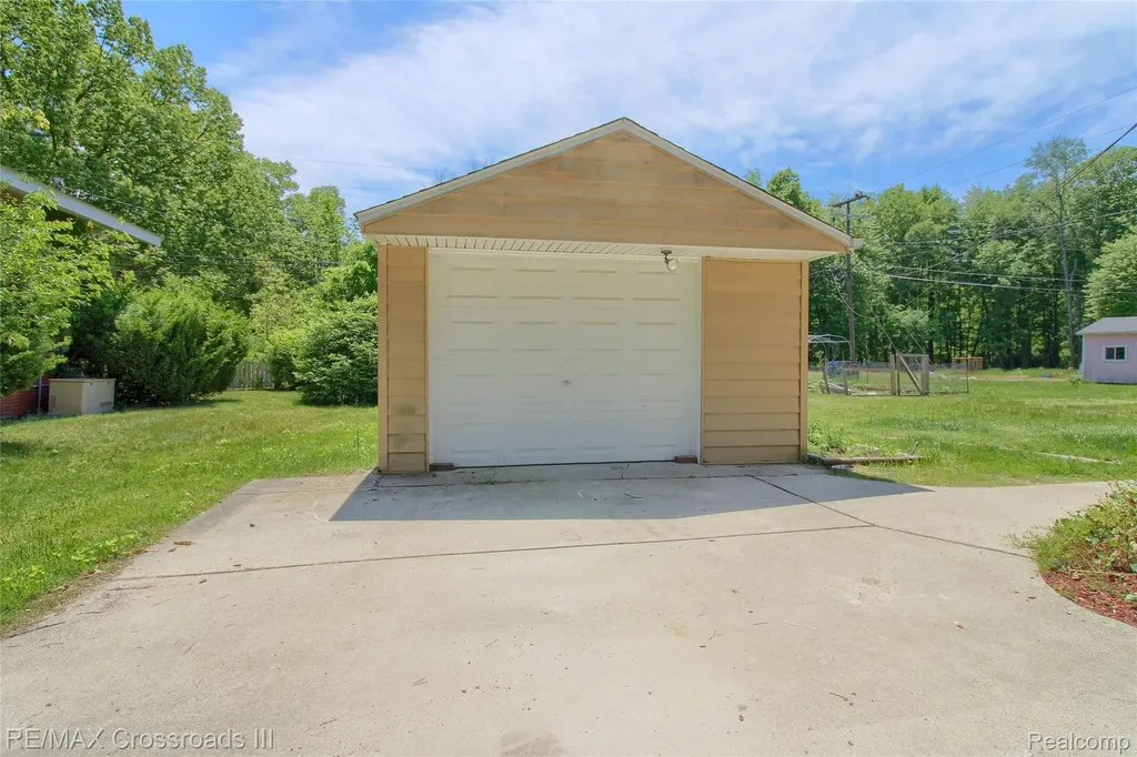 41509 Riggs Road Van Buren Charter Township MI 48111