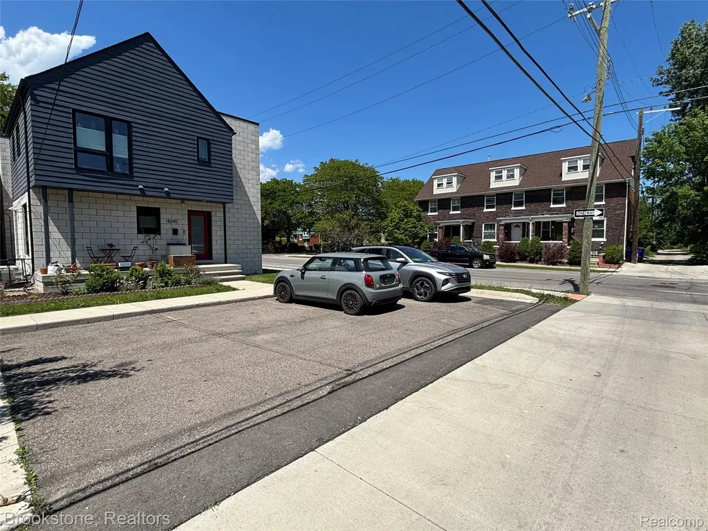 112 Mount Vernon Street Detroit City MI 48202