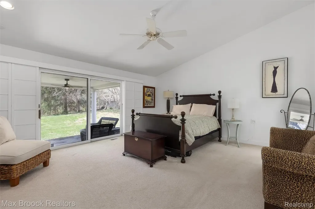 3797 S Darlington Road Bloomfield Charter Township MI 48301