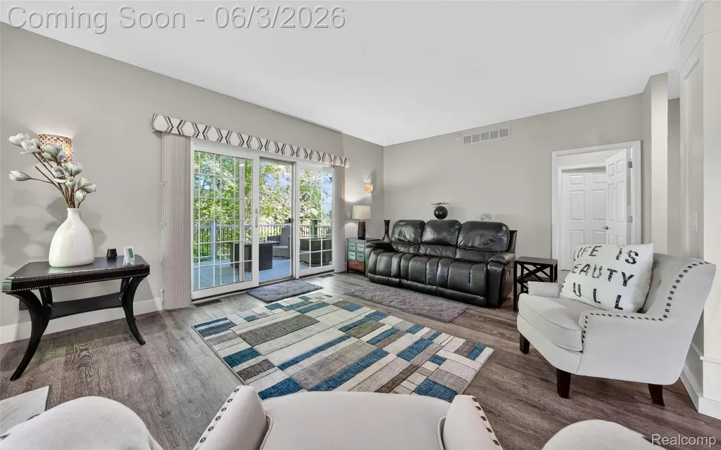 156 Sandhills Lane Lake Orion Village MI 48362