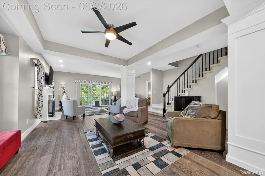 156 Sandhills Lane Lake Orion Village MI 48362