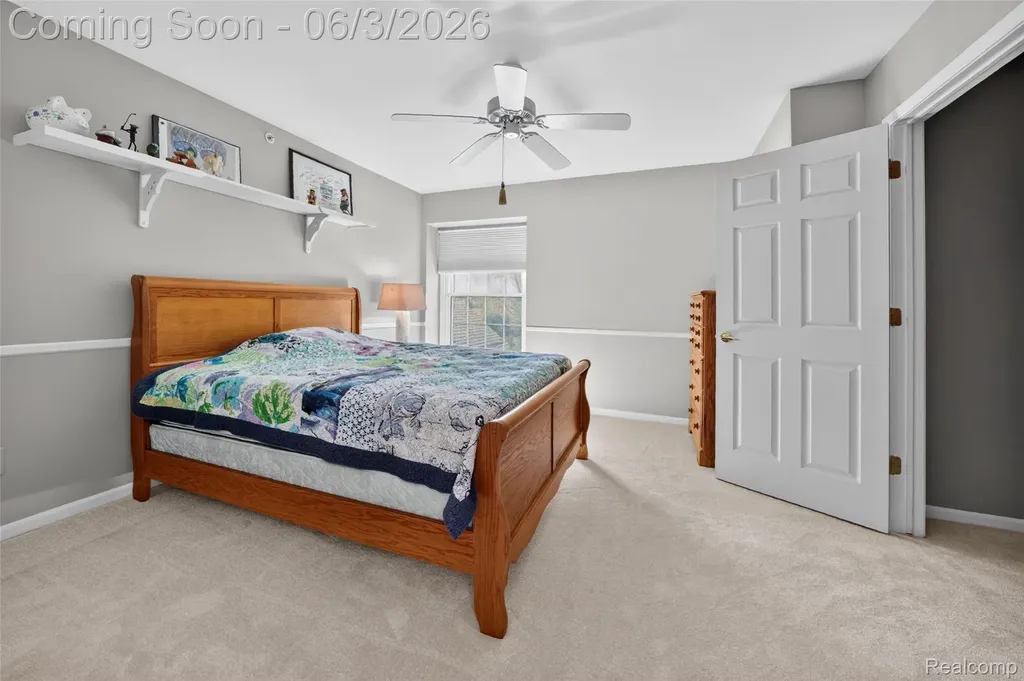 156 Sandhills Lane Lake Orion Village MI 48362
