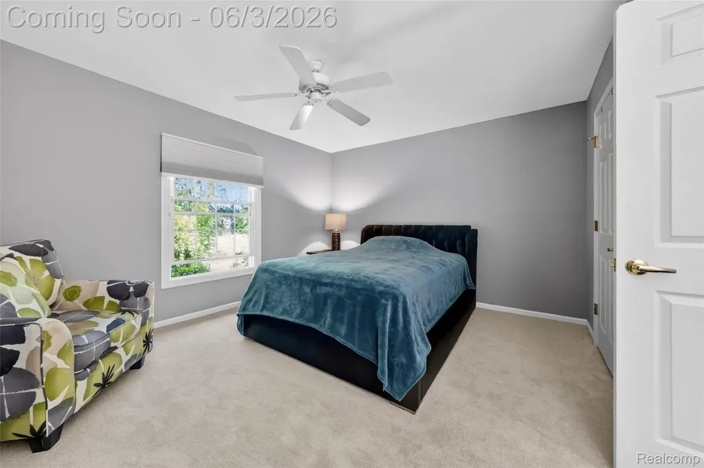 156 Sandhills Lane Lake Orion Village MI 48362