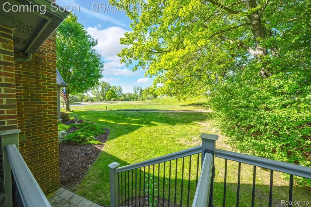 156 Sandhills Lane Lake Orion Village MI 48362