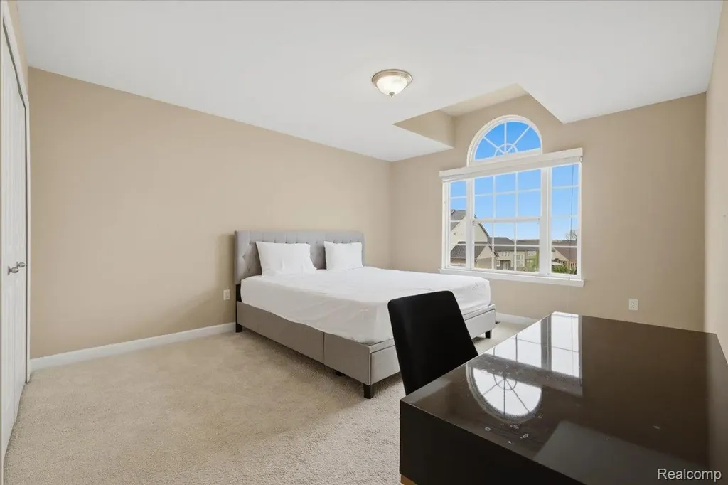 1114 Wales Drive Orion Charter Township MI 48359