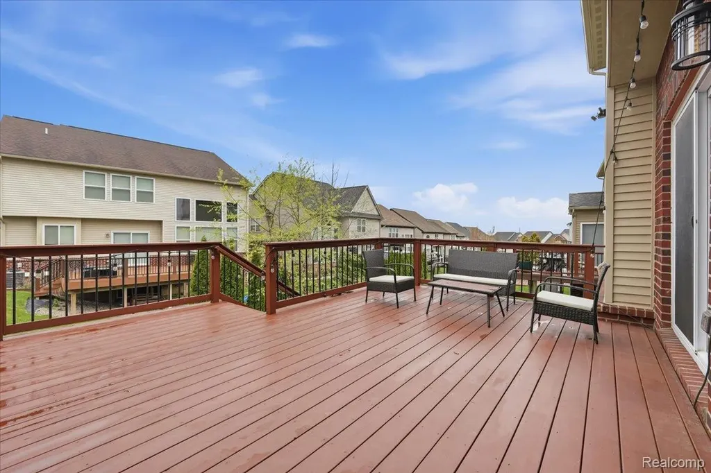 1114 Wales Drive Orion Charter Township MI 48359