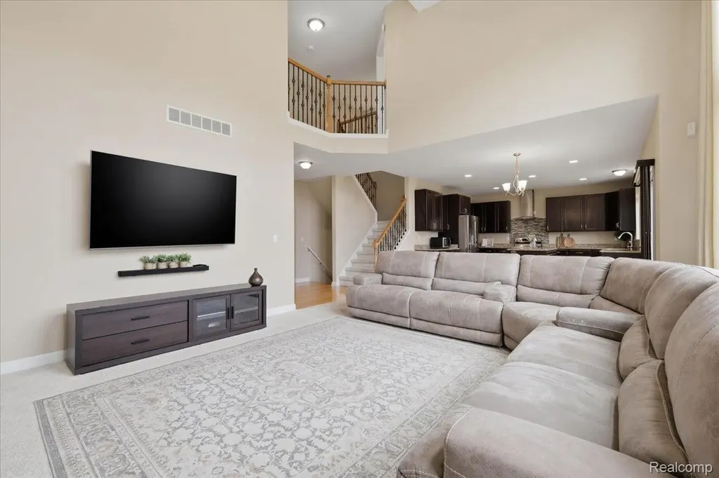 1114 Wales Drive Orion Charter Township MI 48359