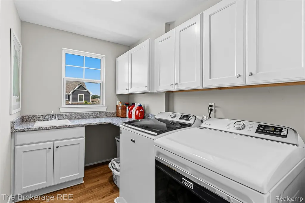 45931 Spruce Plymouth Charter Township MI 48170