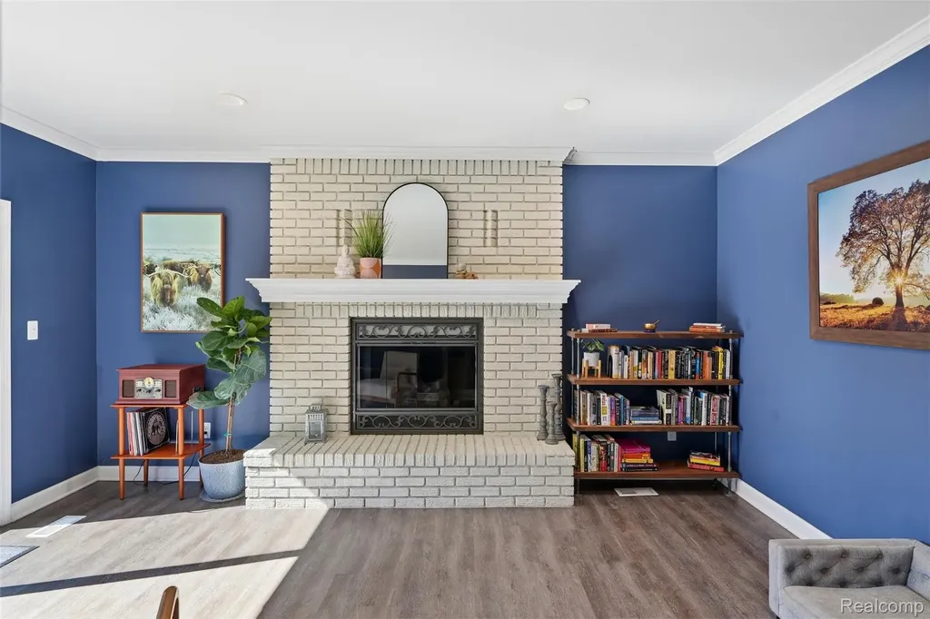 2351 Recreation Drive West Bloomfield Charter Township MI 48324