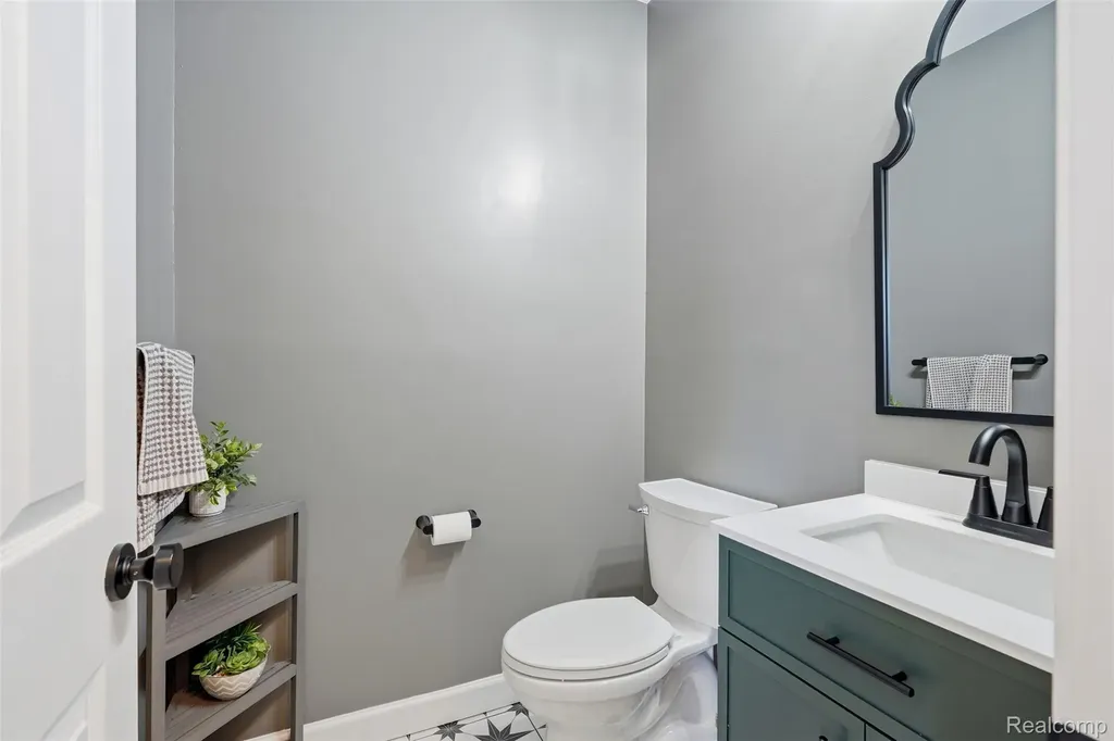 2351 Recreation Drive West Bloomfield Charter Township MI 48324
