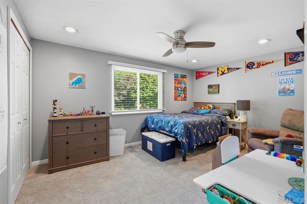 2351 Recreation Drive West Bloomfield Charter Township MI 48324