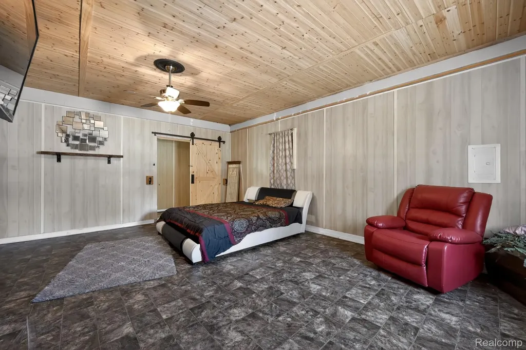 220 Meadow Lane Summit Township MI 49203