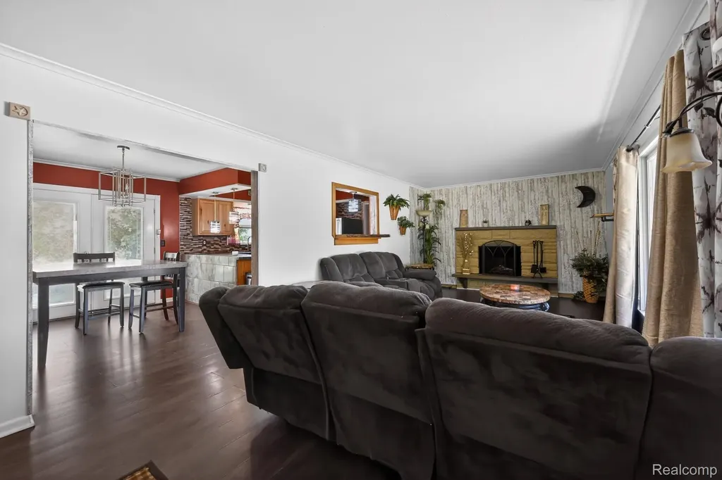 220 Meadow Lane Summit Township MI 49203
