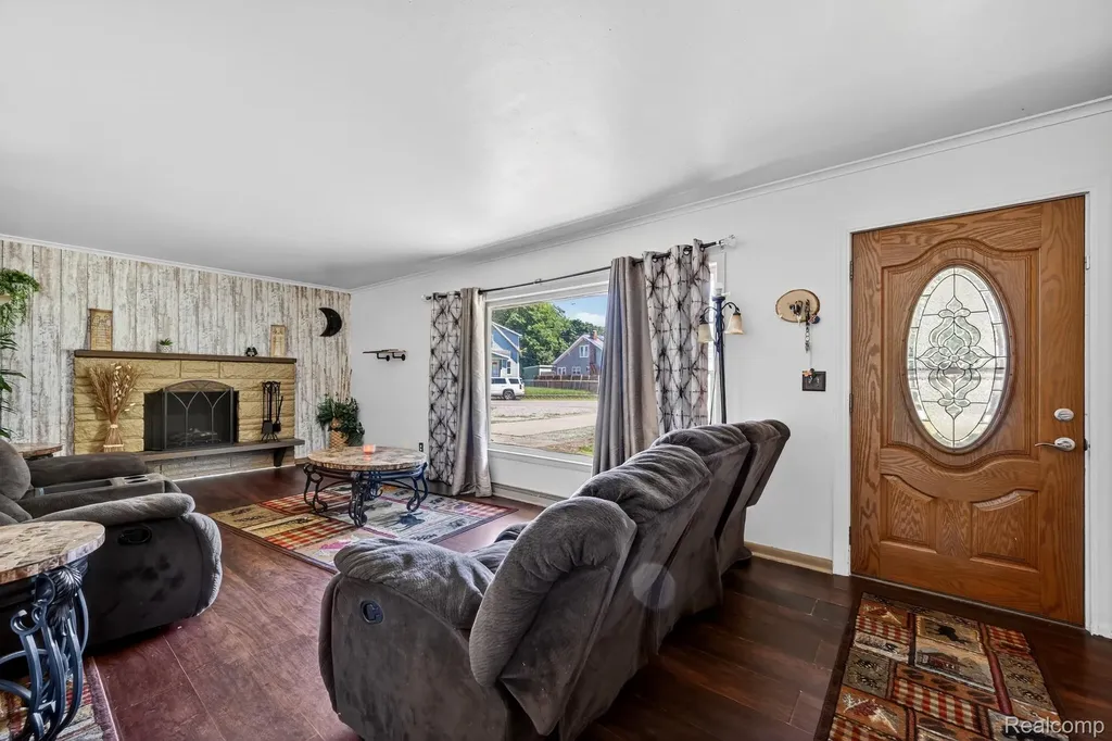 220 Meadow Lane Summit Township MI 49203