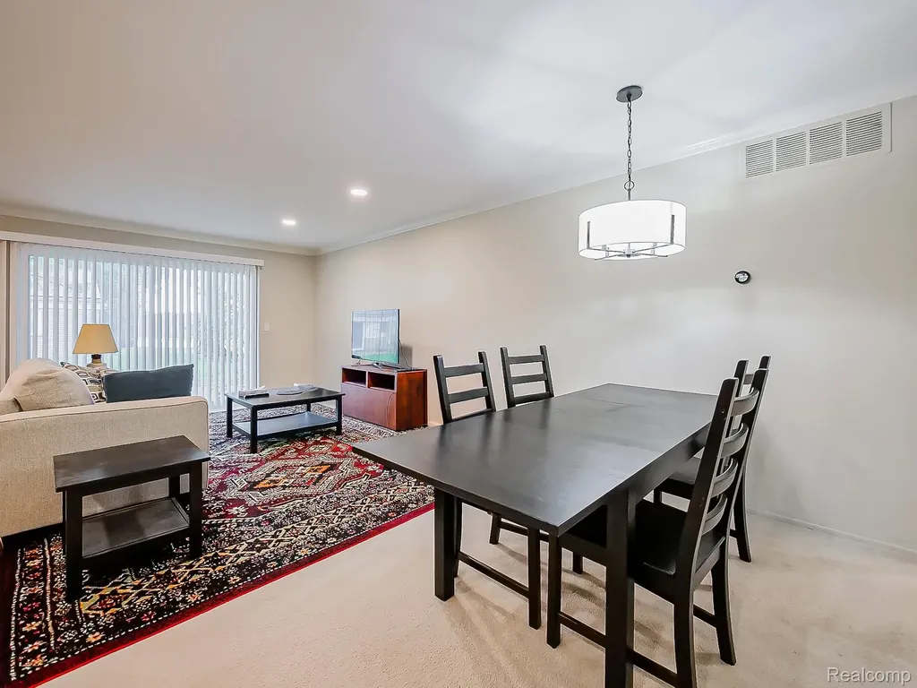 26619 Franklin Pointe Drive Southfield City MI 48034