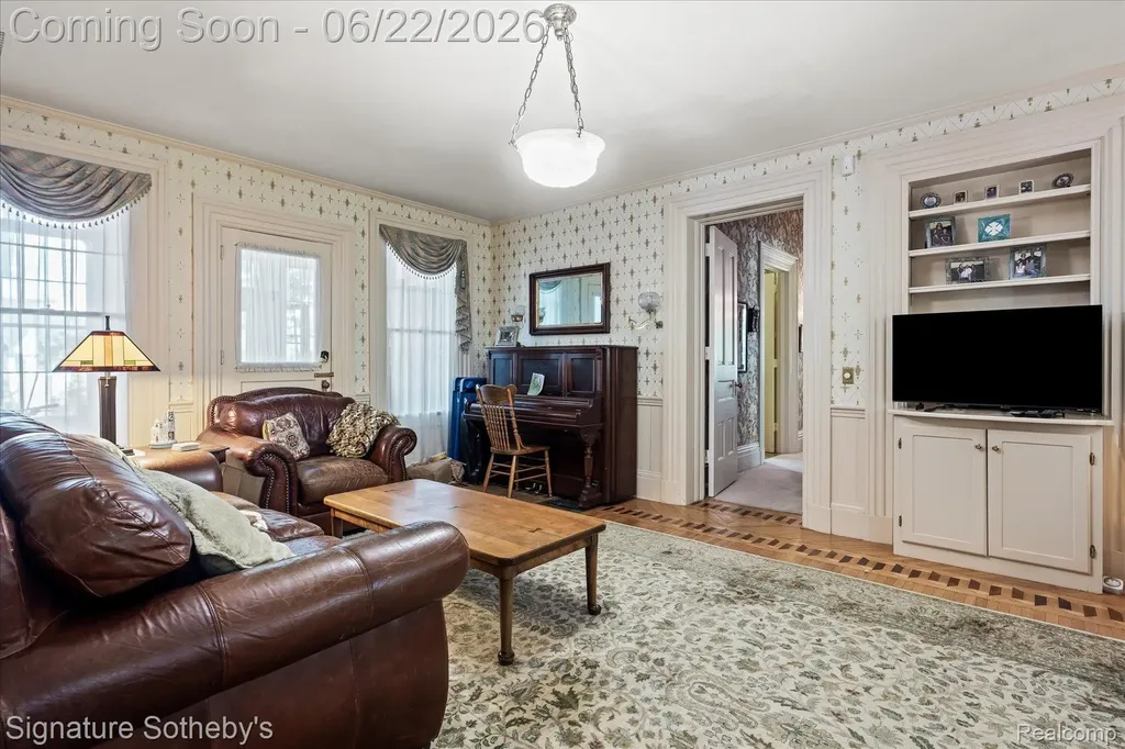 410 N Eagle Street Marshall City MI 49068