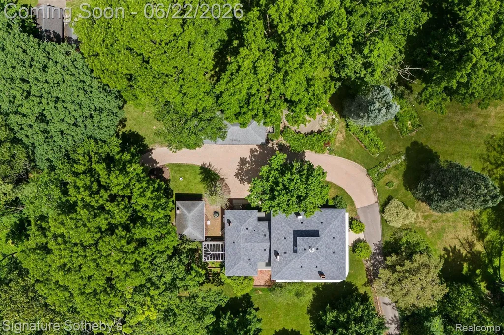 410 N Eagle Street Marshall City MI 49068