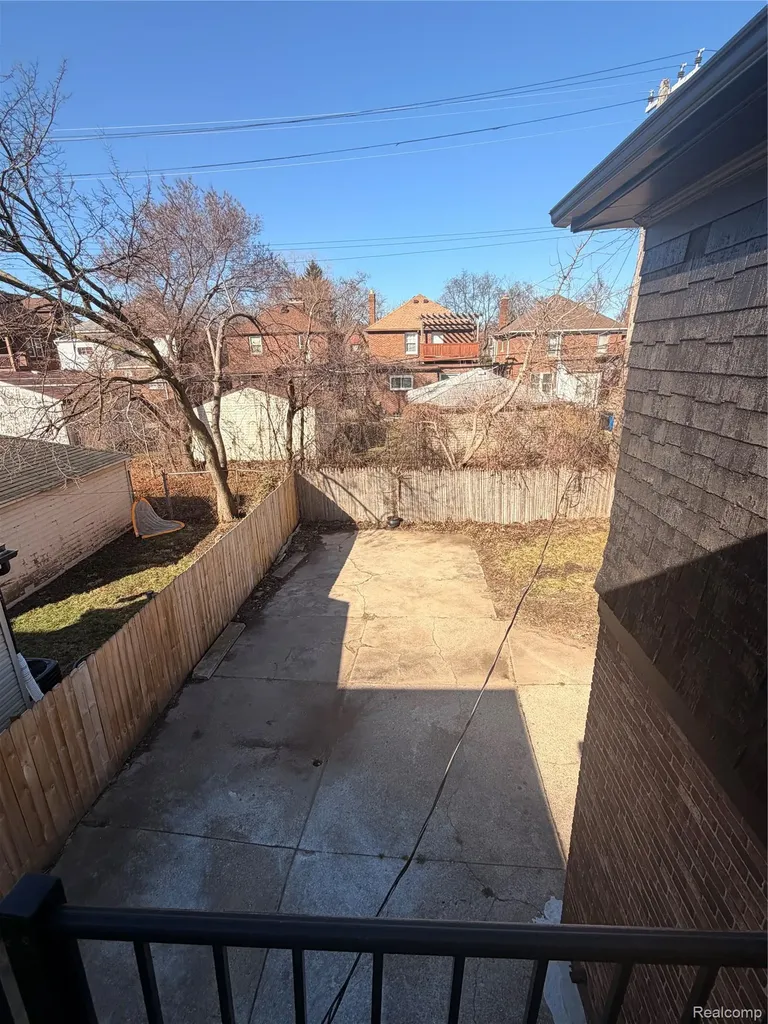 17545 Pennington Drive Detroit City MI 48221