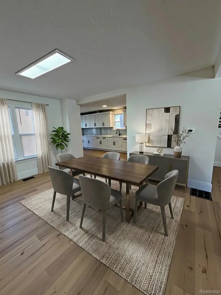 17545 Pennington Drive Detroit City MI 48221