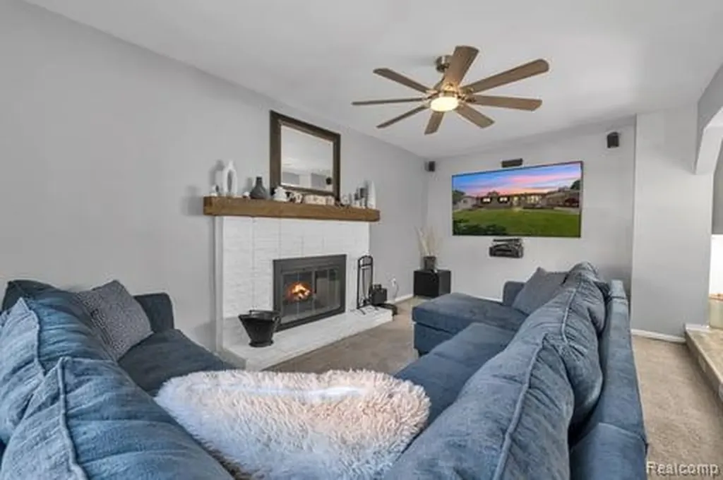 39770 Hillary Drive Canton Charter Township MI 48187