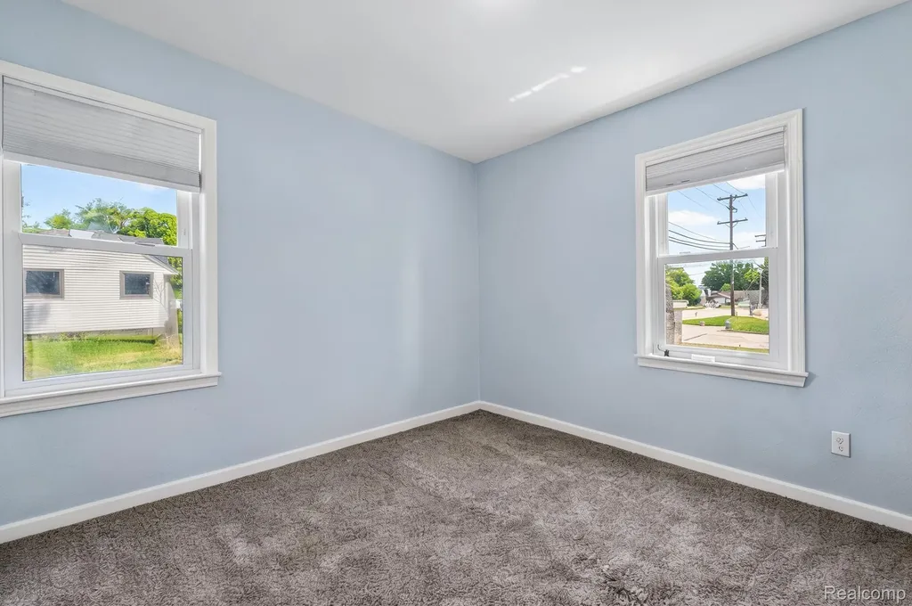 5759 Deering Street Garden City City MI 48135