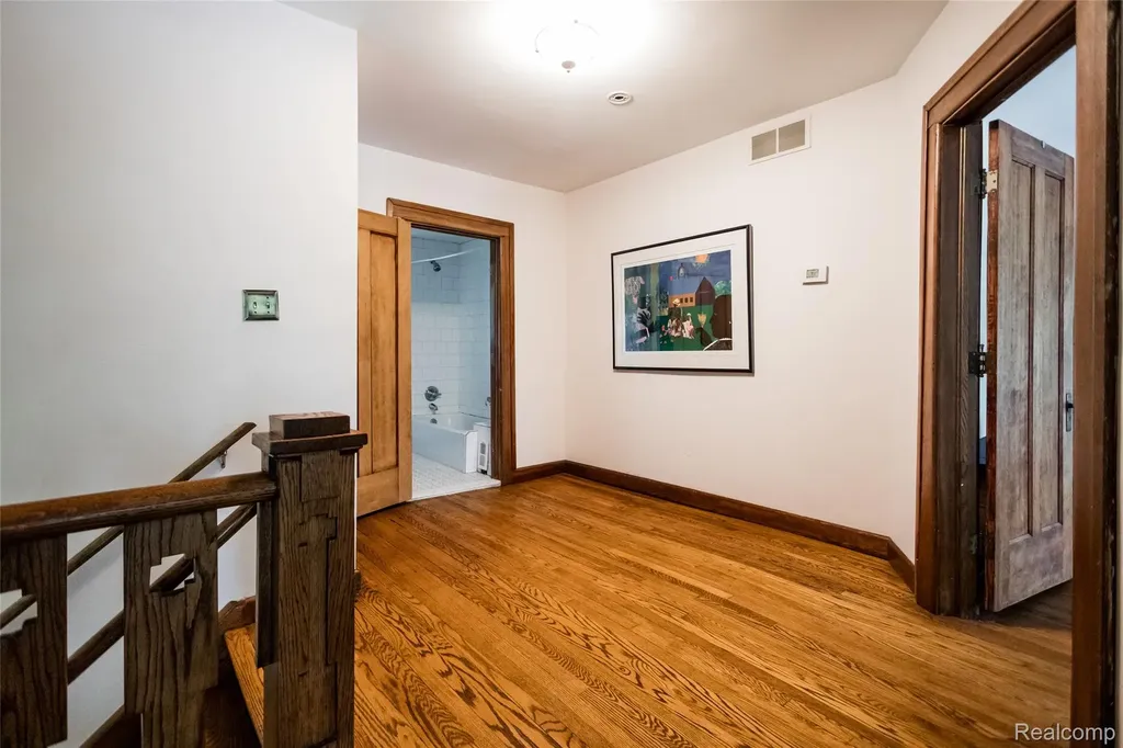 51 Massachusetts Street Highland Park City MI 48203