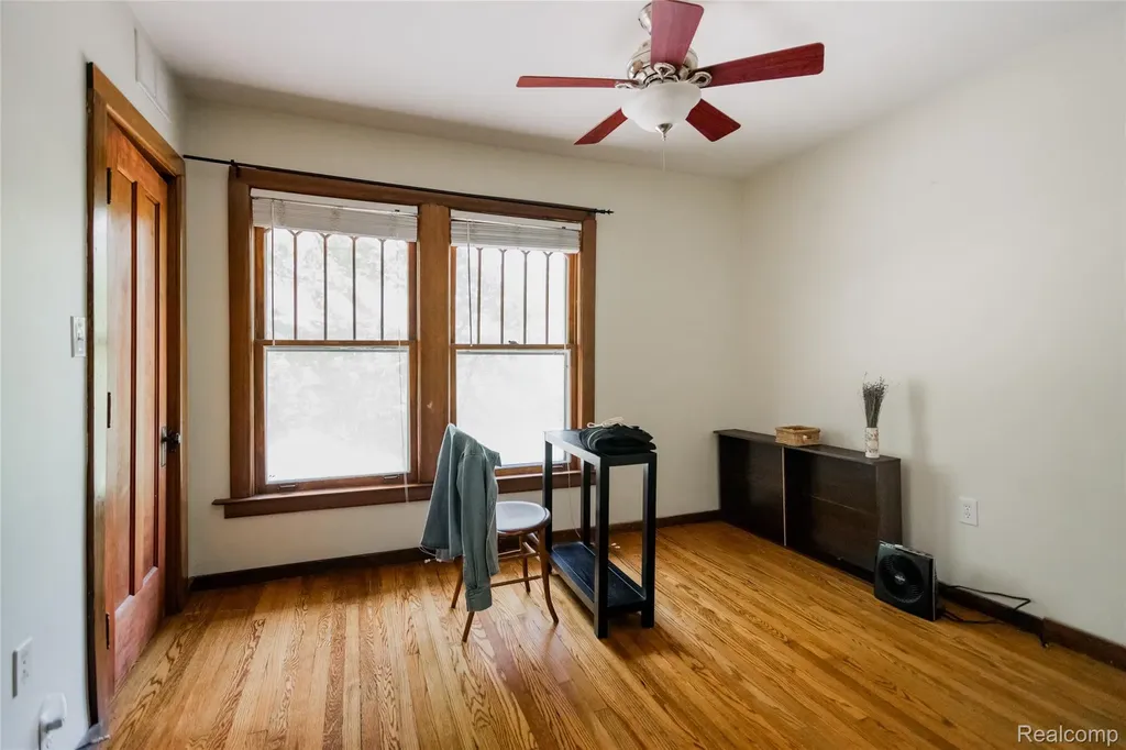 51 Massachusetts Street Highland Park City MI 48203