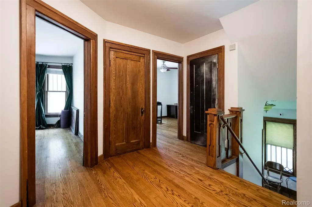51 Massachusetts Street Highland Park City MI 48203