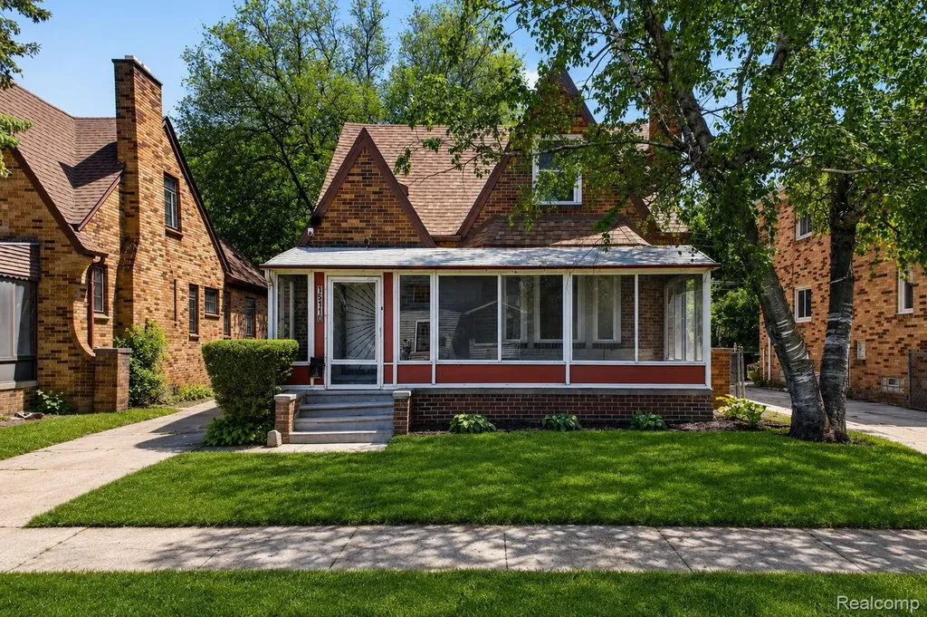 15110 Cruse Street Detroit City MI 48227
