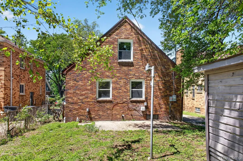 15110 Cruse Street Detroit City MI 48227
