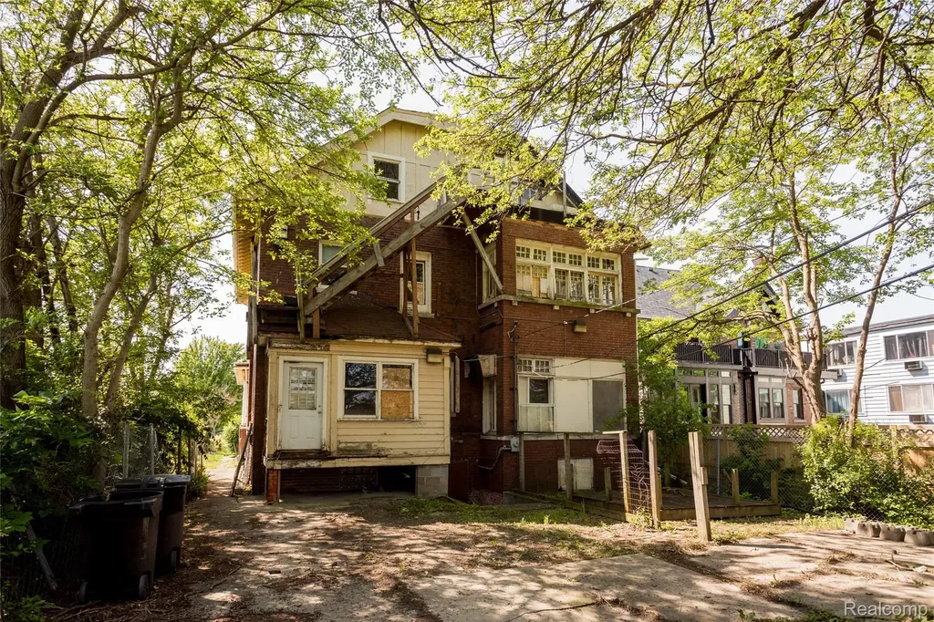 620 Virginia Park Street Detroit City MI 48202